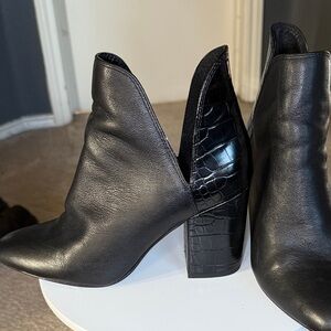 Steve Madden Black Textured Ankle Booties